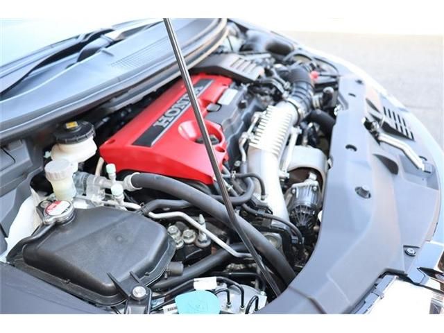 HONDA CIVIC HATCHBACK 2016 Image 31