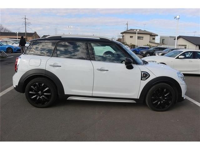 BMW MINI COOPER S CR 2019 Image 31