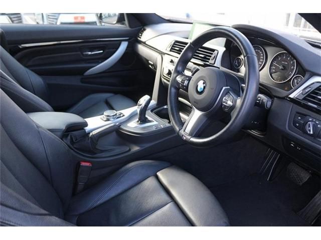 BMW 4SERIES COUPE 2015 Image 31