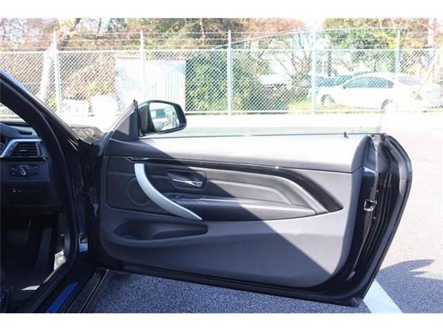 BMW 4SERIES COUPE 2015 Image 31