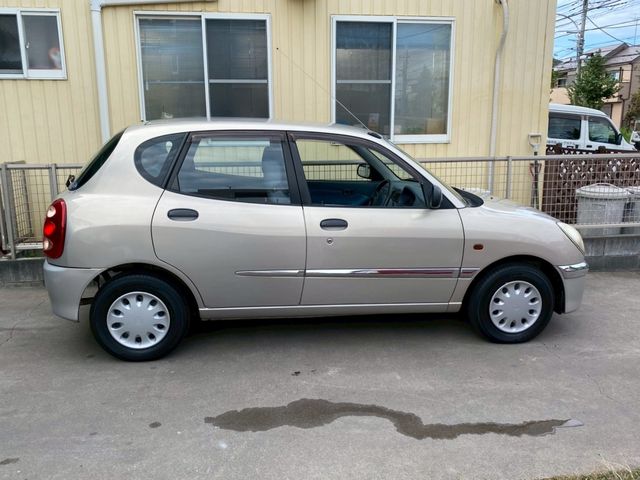 TOYOTA DUET 2003 Image 31