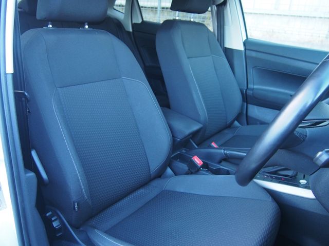 VOLKSWAGEN POLO 2020 Image 31