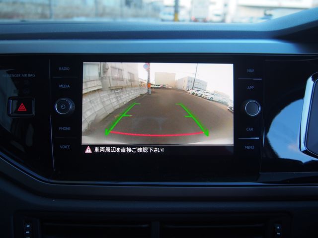 VOLKSWAGEN POLO 2020 Image 31