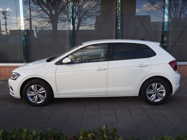 VOLKSWAGEN POLO 2020 Image 31