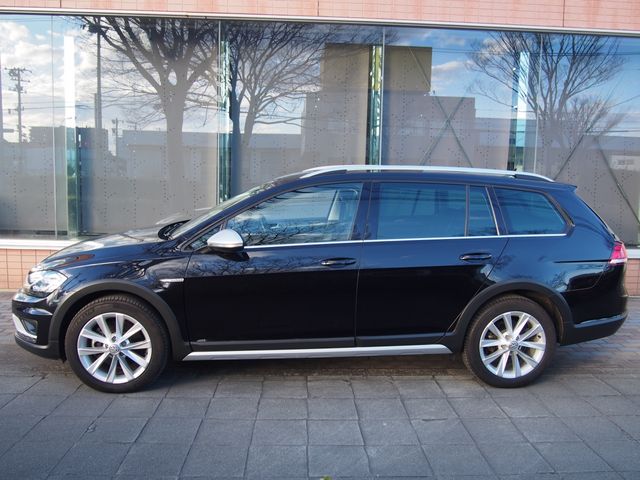 VOLKSWAGEN GOLF ALLT 2018 Image 31