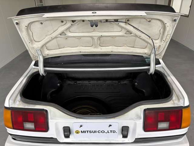 TOYOTA COROLLA LEVIN 1983 Image 31