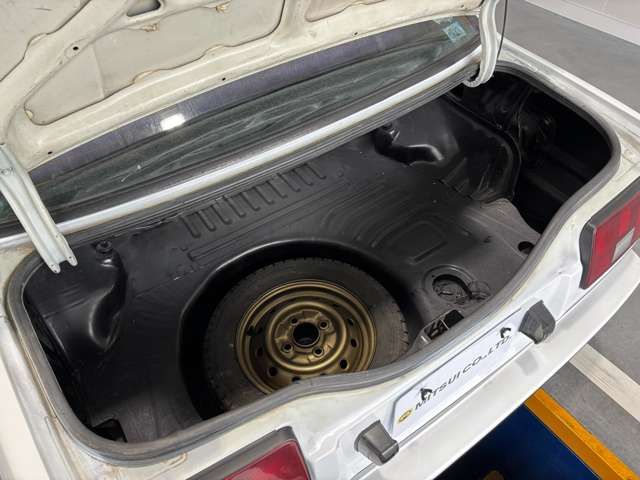 TOYOTA COROLLA LEVIN 1983 Image 31