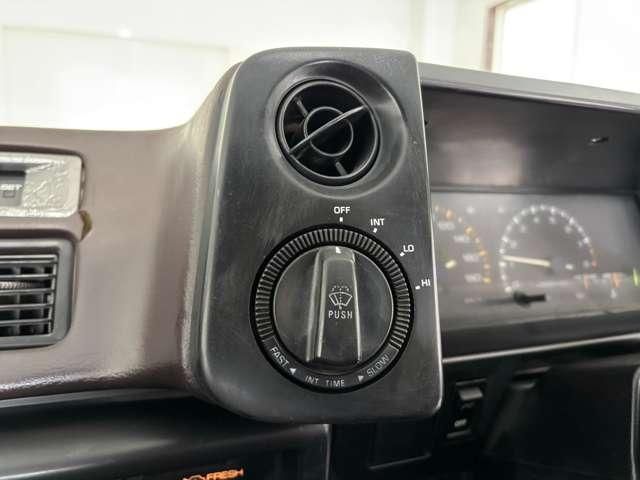 TOYOTA COROLLA LEVIN 1983 Image 31