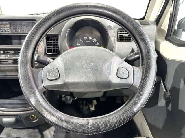 DAIHATSU HIJET TRUCK 4WD 2010 Image 31