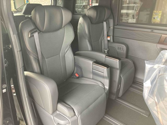 TOYOTA ALPHARD HYBRID 2024 Image 31