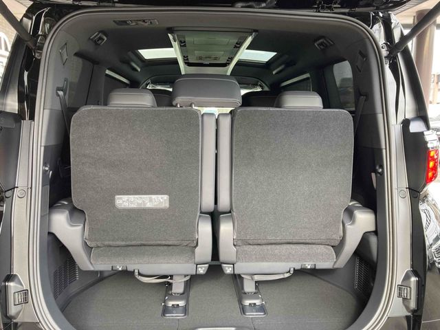 TOYOTA ALPHARD HYBRID 2024 Image 31