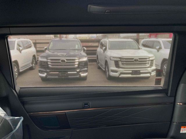 TOYOTA ALPHARD HYBRID 2024 Image 31