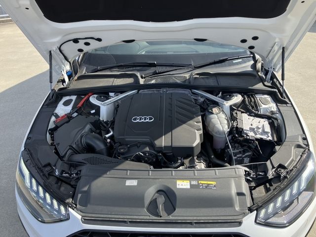 AUDI A4 2023 Image 31