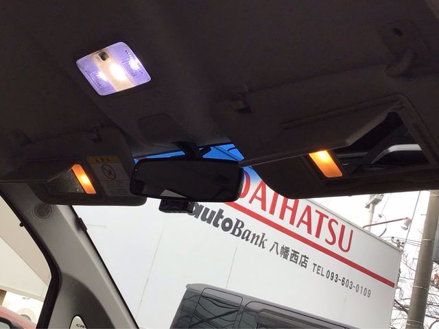 DAIHATSU MOVE CUSTOM 2014 Image 31