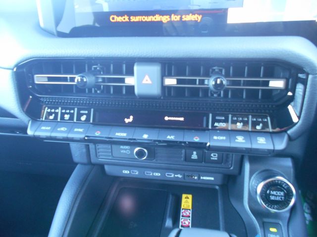 TOYOTA LANDCRUISER 250 2025 Image 31