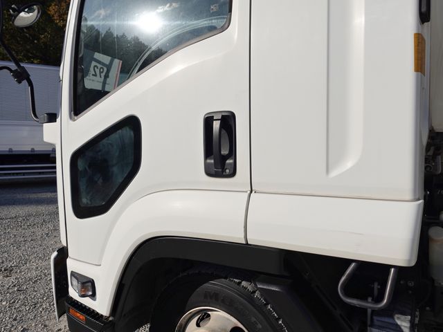 ISUZU FORWARD 2016 Image 31