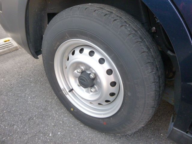 NISSAN AD 2015 Image 31