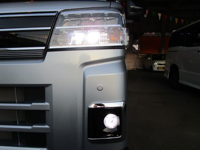 DAIHATSU ATRAI VAN 4WD 2022 Image 31