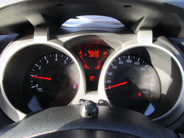 NISSAN JUKE 2017 Image 31