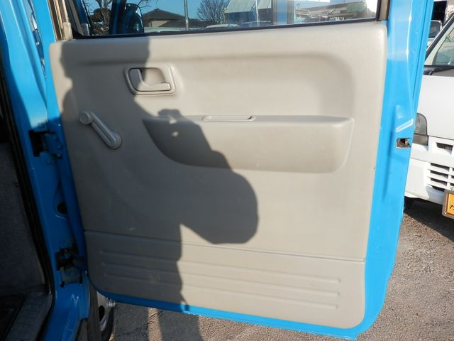 MITSUBISHI CANTER 2005 Image 31