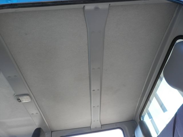 MITSUBISHI CANTER 2005 Image 31