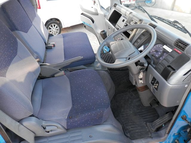 MITSUBISHI CANTER 2005 Image 31
