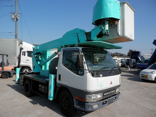 MITSUBISHI CANTER 2003 Image 31