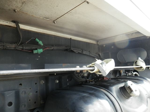 ISUZU ELF 2007 Image 31