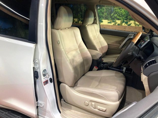 TOYOTA LANDCRUISER PRADO 2022 Image 31