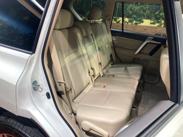 TOYOTA LANDCRUISER PRADO 2022 Image 31