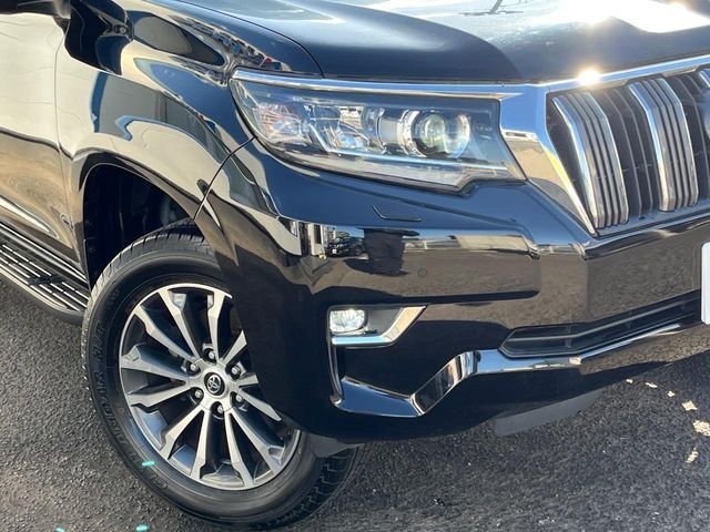 TOYOTA LANDCRUISER PRADO 2018 Image 31