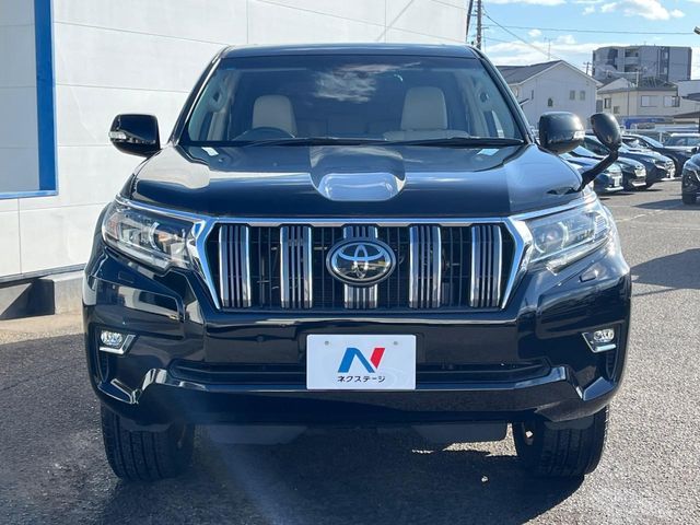 TOYOTA LANDCRUISER PRADO 2018 Image 31