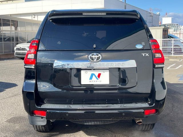 TOYOTA LANDCRUISER PRADO 2018 Image 31