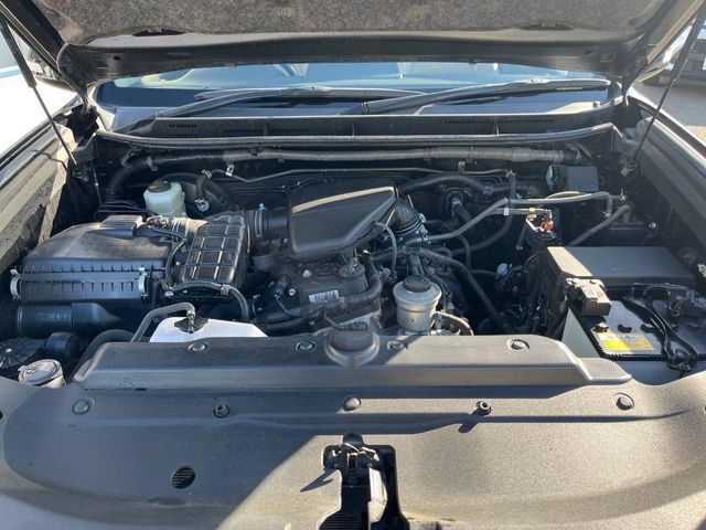 TOYOTA LANDCRUISER PRADO 2018 Image 31