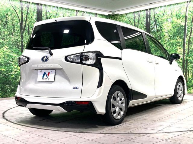 TOYOTA SIENTA HYBRID 2016 Image 31
