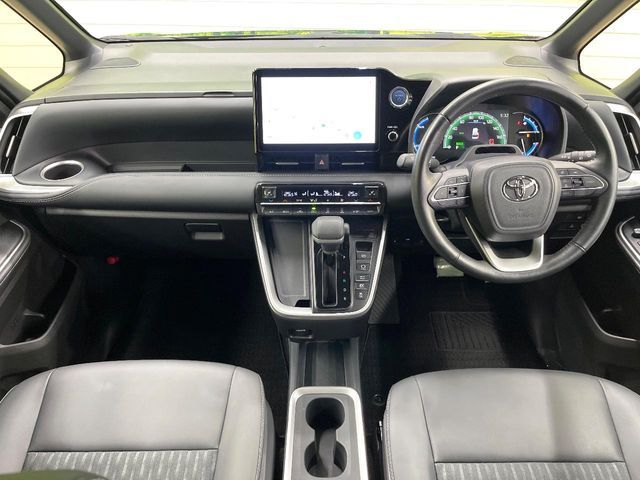 TOYOTA NOAH HYBRID 2023 Image 31