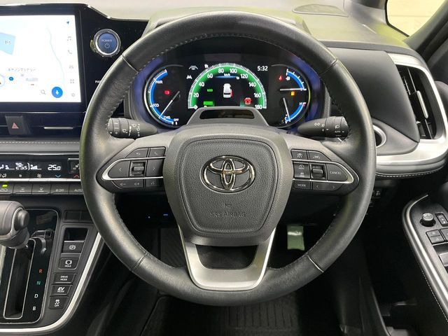 TOYOTA NOAH HYBRID 2023 Image 31