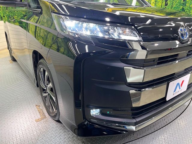 TOYOTA NOAH HYBRID 2023 Image 31