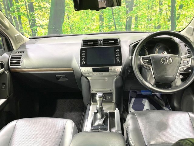 TOYOTA LANDCRUISER PRADO 2022 Image 31