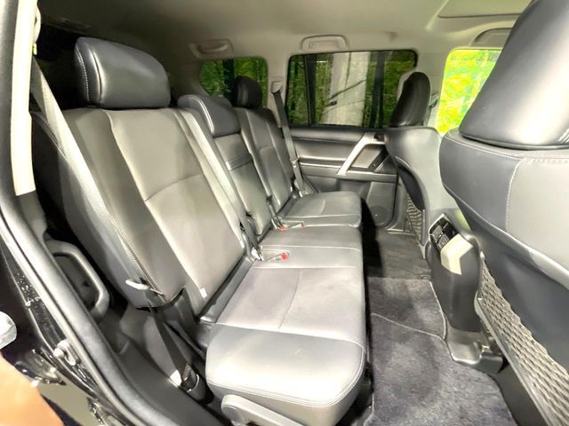 TOYOTA LANDCRUISER PRADO 2022 Image 31