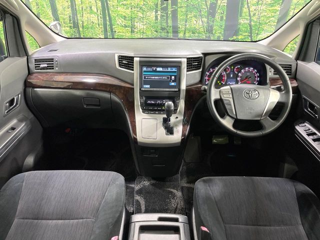 TOYOTA VELLFIRE 2012 Image 31