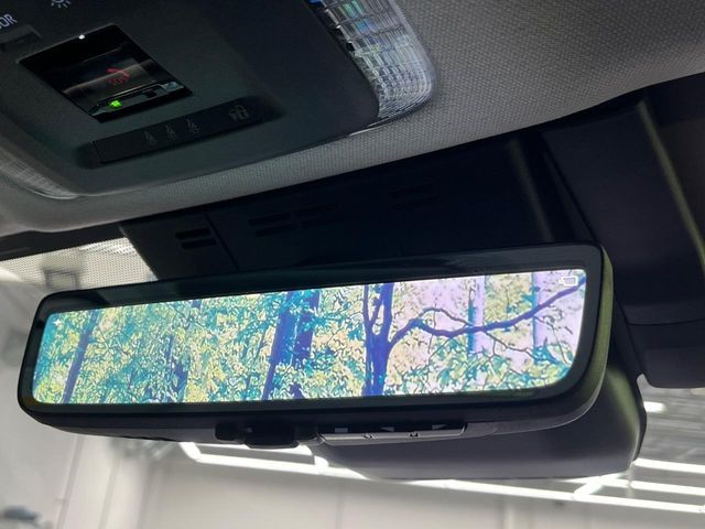 TOYOTA PRIUS 4WD 2025 Image 31