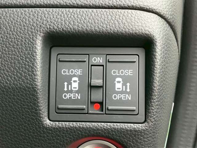 HONDA N BOX CUSTOM 2022 Image 31