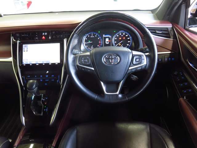 TOYOTA HARRIER 2WD 2019 Image 31