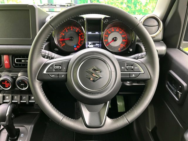 SUZUKI JIMNY NOMADE 2025 Image 31