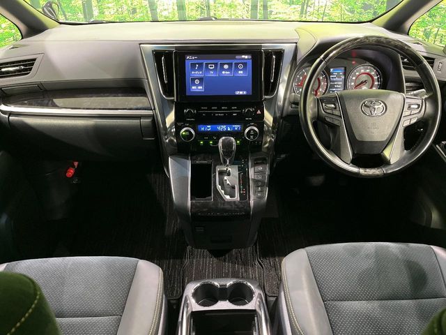 TOYOTA ALPHARD 4WD 2021 Image 31