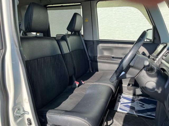 DAIHATSU TANTO CUSTOM 2016 Image 31