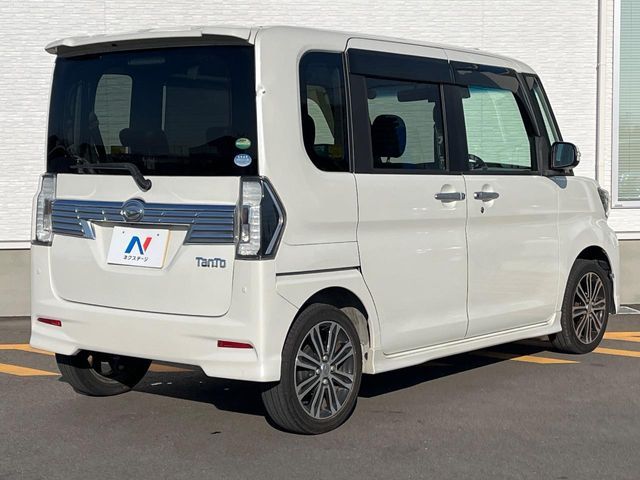 DAIHATSU TANTO CUSTOM 2016 Image 31