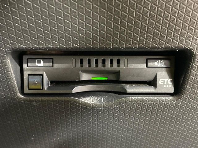 DAIHATSU TANTO FAN CROSS 2022 Image 31