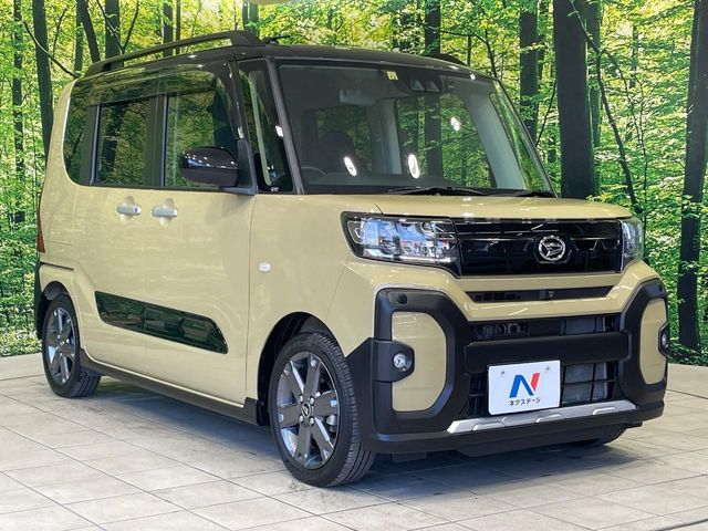 DAIHATSU TANTO FAN CROSS 2022 Image 31